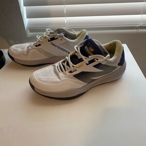 New Balance Men's White and Navy Sneakers